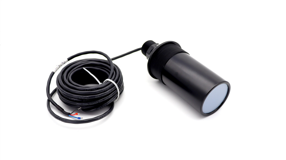 30 kHz Ultraschallwandler f&uuml;r die Messung der Ebene