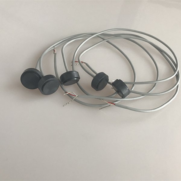 Die Entwicklung von piezoelektrischem Material Bariumtitanat