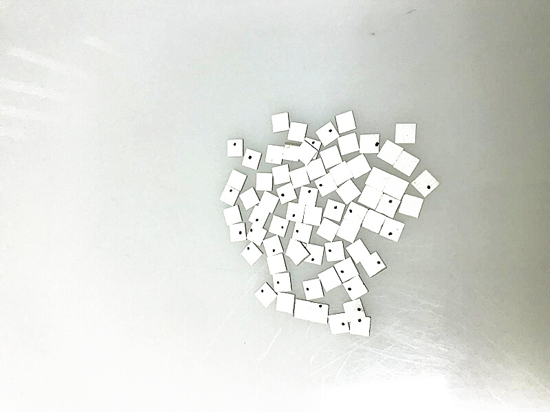 Rechteckiger piezoelektrischer Sensor f&uuml;r Akustikaufnahmen (2)